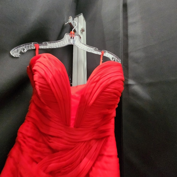 Prom Dress. Red.Long. - Picture 5 of 6